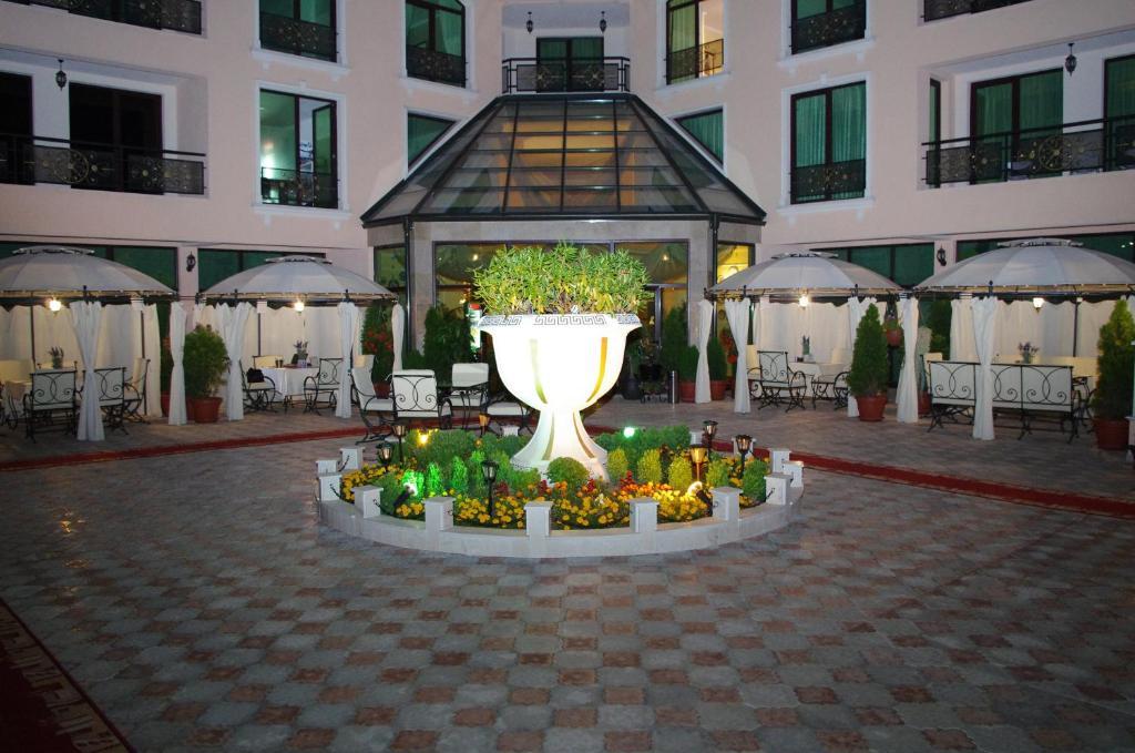 Anastasia Boutique Aparthotel Sofia Buitenkant foto
